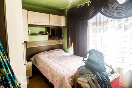 Suíte de casa à venda com 4 quartos, 280m² em Bom Jesus, Porto Alegre
