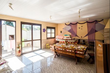 Salão de casa à venda com 4 quartos, 280m² em Bom Jesus, Porto Alegre