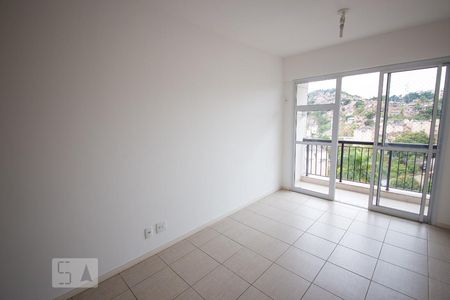 Sala de apartamento para alugar com 2 quartos, 65m² em Centro, Niterói