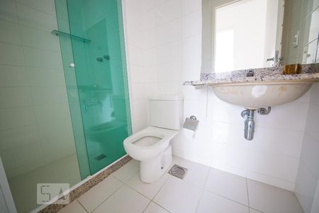 Banheiro Social de apartamento para alugar com 2 quartos, 65m² em Centro, Niterói