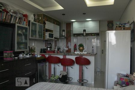 Cozinha de kitnet/studio para alugar com 1 quarto, 56m² em Alphaville Industrial, Barueri