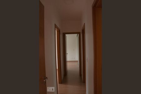 Corredor de apartamento para alugar com 2 quartos, 101m² em Tamboré, Santana de Parnaíba