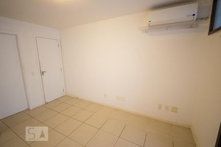 Suíte de apartamento à venda com 3 quartos, 116m² em São Francisco, Niterói