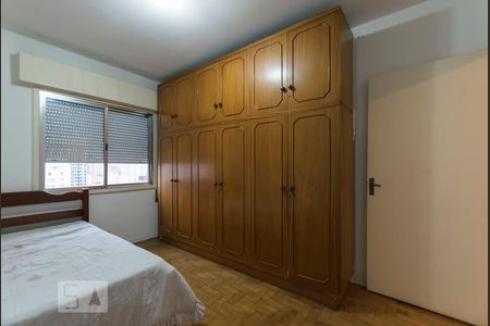 Quarto (Armários) de apartamento para alugar com 1 quarto, 40m² em Aclimação, São Paulo