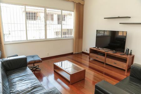 Sala de casa de condomínio para alugar com 3 quartos, 400m² em Méier, Rio de Janeiro