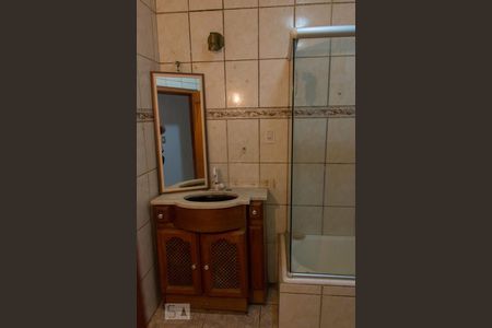 Banheiro de apartamento para alugar com 3 quartos, 105m² em Centro Histórico, Porto Alegre