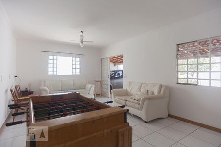 Sala de casa à venda com 2 quartos, 80m² em Jardim do Trevo, Campinas