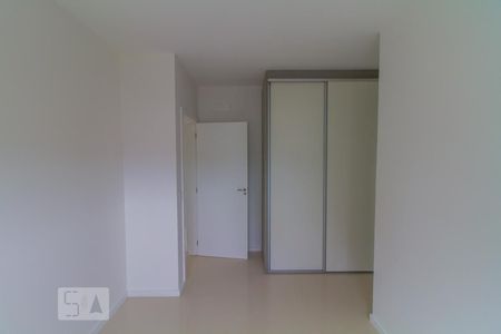 Suite de apartamento para alugar com 3 quartos, 141m² em Capoeiras, Florianópolis