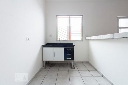 Cozinha de casa para alugar com 1 quarto, 40m² em Parque Boturussu, São Paulo