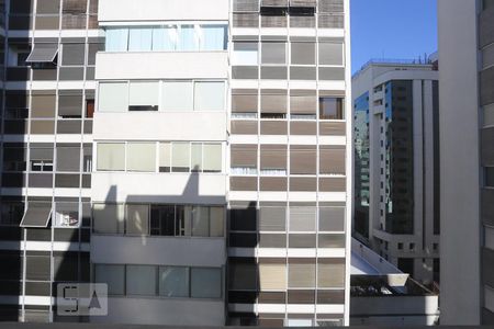 Vista de kitnet/studio para alugar com 1 quarto, 54m² em Higienópolis, São Paulo