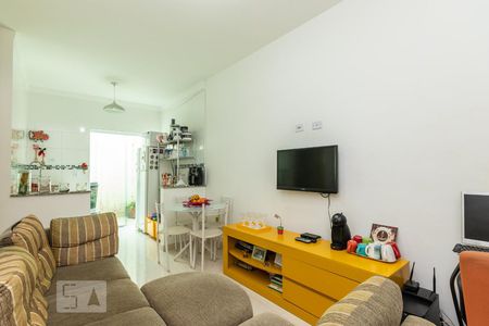 Sala de casa de condomínio à venda com 2 quartos, 45m² em Parada Xv de Novembro, São Paulo