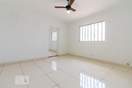 Quarto 1 de casa à venda com 5 quartos, 250m² em Vila Canero, São Paulo
