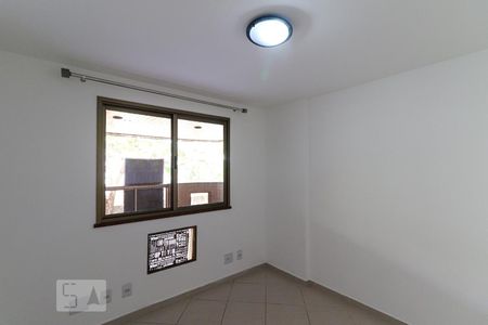 Quarto 1 de apartamento para alugar com 3 quartos, 110m² em Recreio dos Bandeirantes, Rio de Janeiro