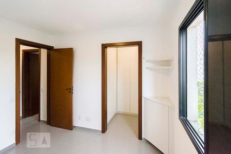 Suite  de apartamento à venda com 5 quartos, 308m² em Vila São Francisco, Osasco