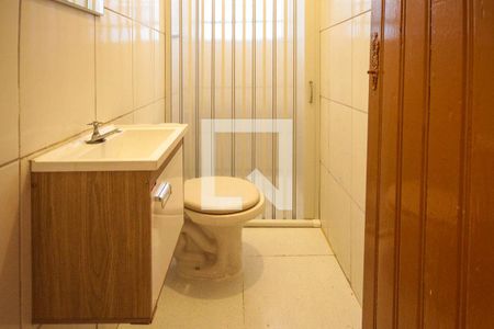 Banheiro de casa para alugar com 1 quarto, 55m² em Vila Brasil, São Paulo