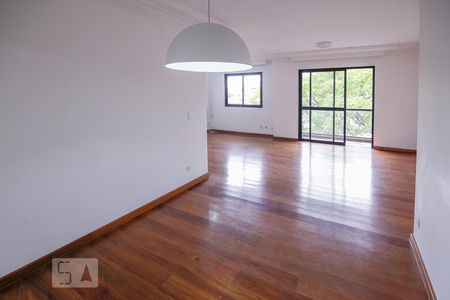 Sala de apartamento para alugar com 3 quartos, 126m² em Vila Ipojuca, São Paulo