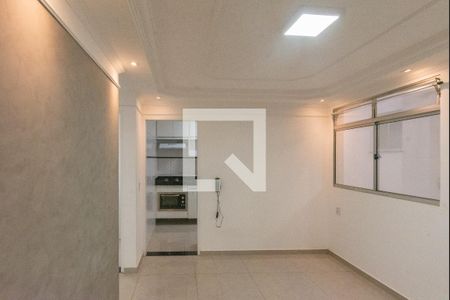 Sala de apartamento para alugar com 2 quartos, 54m² em Vila Pompéia, Campinas