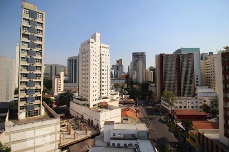 Vista Sala de apartamento para alugar com 3 quartos, 95m² em Lourdes, Belo Horizonte