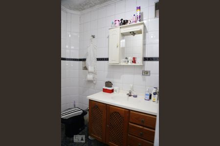 Banheiro de apartamento à venda com 2 quartos, 65m² em Vila Santa Luzia, Taboão da Serra
