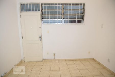 Sala de apartamento para alugar com 1 quarto, 33m² em Copacabana, Rio de Janeiro