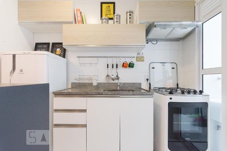 Cozinha de apartamento para alugar com 1 quarto, 35m² em Barra Funda, São Paulo