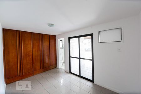 Suíte de apartamento para alugar com 3 quartos, 120m² em Recreio dos Bandeirantes, Rio de Janeiro
