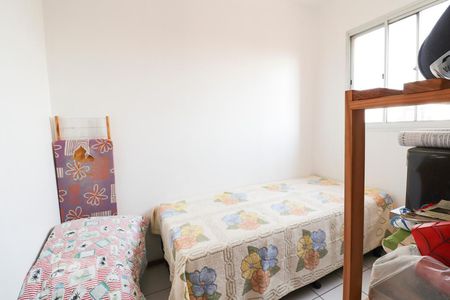 Quarto 2 de apartamento para alugar com 3 quartos, 70m² em Residencial Eldorado, Goiânia