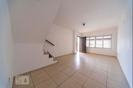 Sala de casa para alugar com 3 quartos, 159m² em Jardim Stella, Santo André