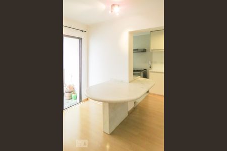 Sala de apartamento à venda com 2 quartos, 80m² em Vila Nova Conceição, São Paulo