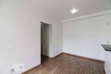 Sala de apartamento para alugar com 2 quartos, 51m² em Umuarama, Osasco