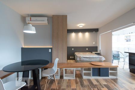 Studio de kitnet/studio para alugar com 1 quarto, 50m² em Vila Gertrudes, São Paulo