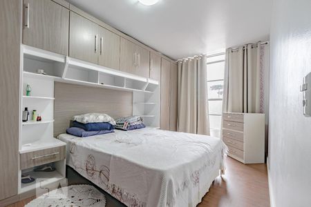 Quarto Suíte 3 de apartamento para alugar com 3 quartos, 74m² em Novo Mundo, Curitiba