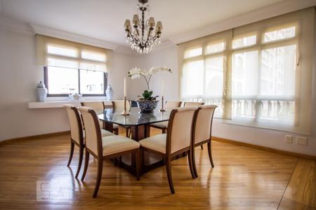 Sala de jantar de apartamento para alugar com 3 quartos, 350m² em Jardim Paulista, São Paulo