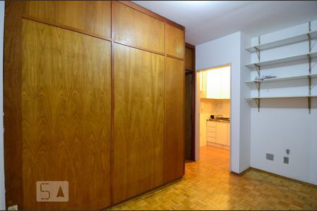 Sala de apartamento para alugar com 1 quarto, 40m² em Centro, Campinas