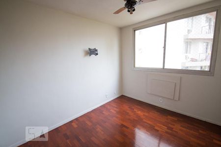 Quarto de apartamento para alugar com 2 quartos, 85m² em Icaraí, Niterói