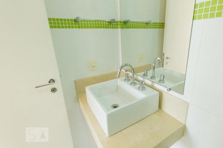 Banheiro Social de apartamento à venda com 3 quartos, 89m² em Freguesia (jacarepaguá), Rio de Janeiro