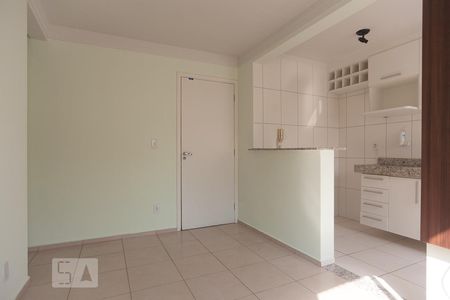 Sala de apartamento para alugar com 2 quartos, 77m² em Jardim Nova Europa, Campinas