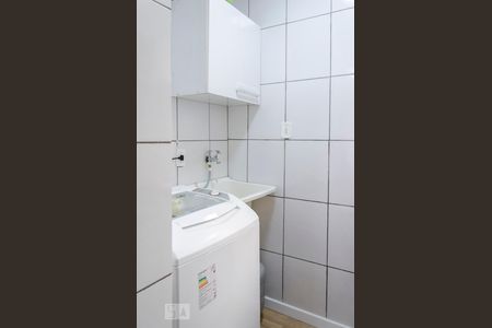 Área der serviço de apartamento para alugar com 2 quartos, 38m² em Mato Grande, Canoas