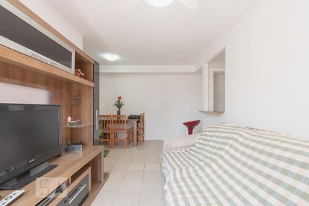 Sala de apartamento para alugar com 2 quartos, 66m² em Centro, Rio de Janeiro