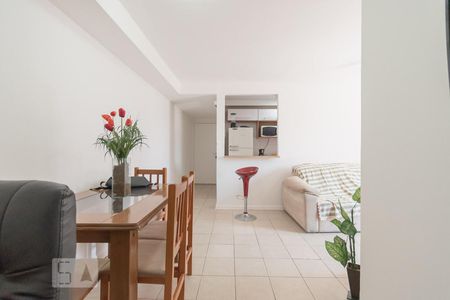 Sala de apartamento à venda com 2 quartos, 66m² em Centro, Rio de Janeiro