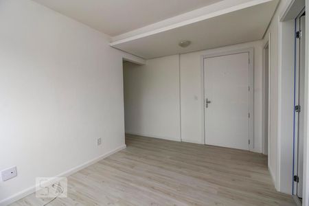Sala de apartamento à venda com 2 quartos, 40m² em Santa Cecília, Porto Alegre