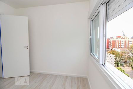 Dormitório 1 de apartamento à venda com 2 quartos, 40m² em Santa Cecília, Porto Alegre