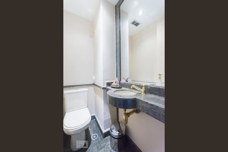 Apartamento à venda com 3 quartos, 95m² em Moema, São Paulo