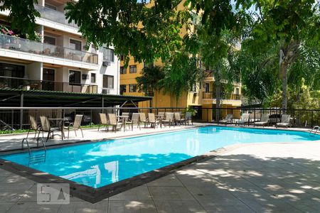 Área Piscina de apartamento à venda com 3 quartos, 115m² em Maceió, Niterói