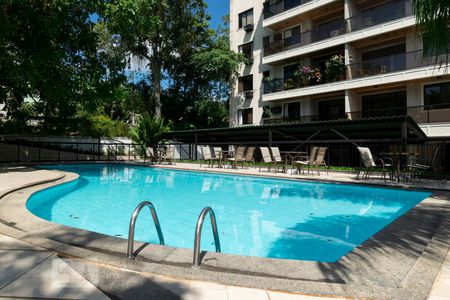 Área Piscina de apartamento à venda com 3 quartos, 115m² em Maceió, Niterói