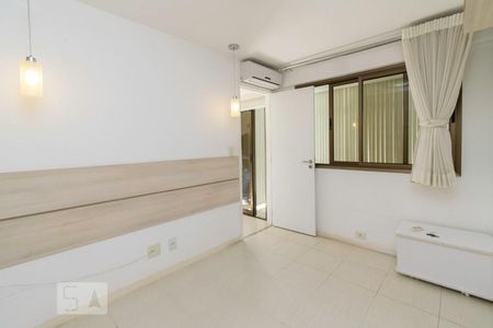 Suíte Cobertura de apartamento para alugar com 3 quartos, 140m² em Gragoatá, Niterói