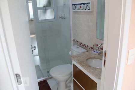 Banheiro de apartamento à venda com 2 quartos, 66m² em Cidade Luiza, Jundiaí