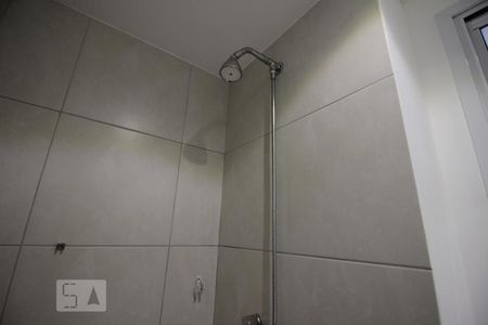 Chuveiro de apartamento para alugar com 2 quartos, 66m² em Vila Andrade, São Paulo