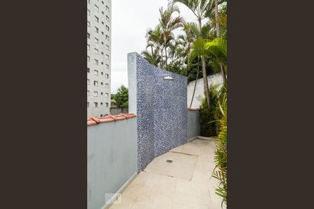 Apartamento à venda com 186m², 3 quartos e 2 vagas Apartamento à venda com 186m², 3 quartos e 2 vagasÁrea comum - Piscina