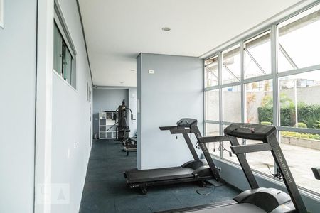 Apartamento à venda com 186m², 3 quartos e 2 vagas Apartamento à venda com 186m², 3 quartos e 2 vagasÁrea comum - Academia